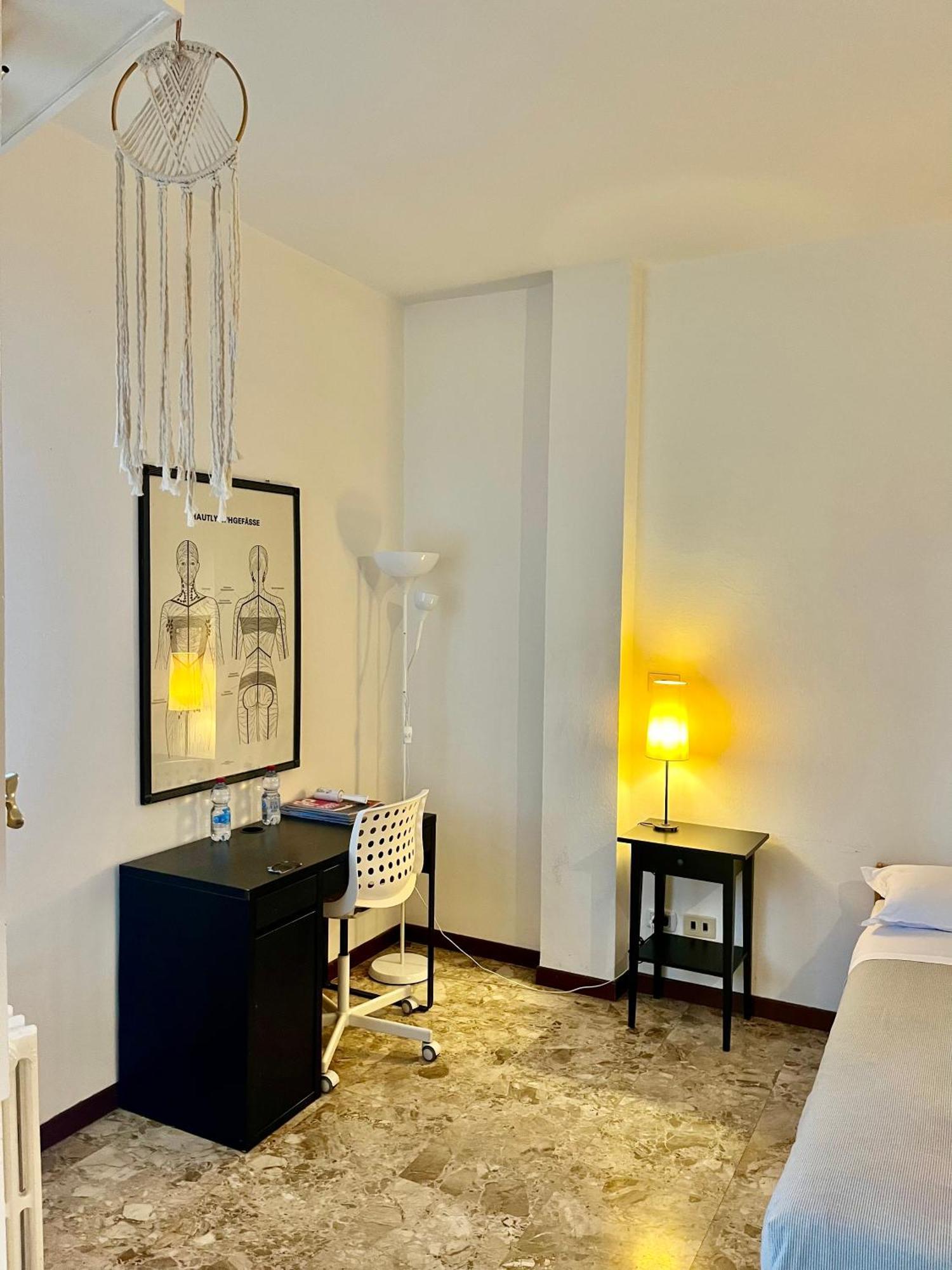 Milano Guest House Екстериор снимка